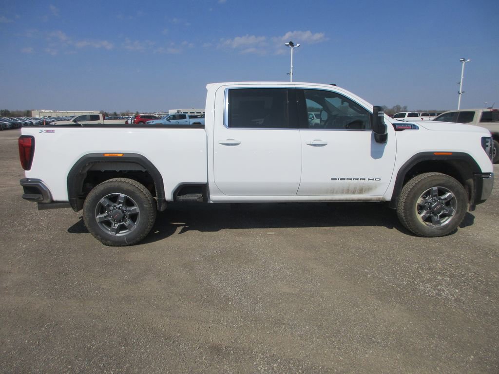 New 2026 GMC Sierra 2500 SLE w/ SLE Value Package; image 3