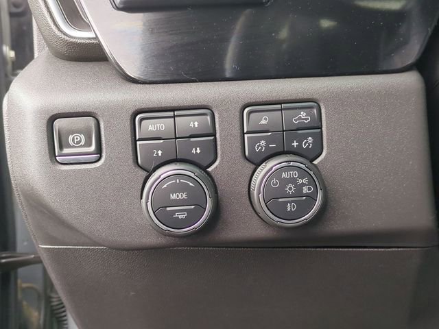 Used 2025 Chevrolet Silverado 1500 LT Trail Boss w/ Convenience Package II AWD/4WD image 25