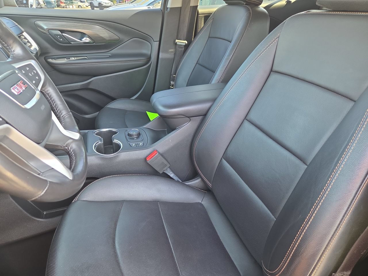 Used 2019 GMC Terrain SLT w/ Preferred Package FWD image 16