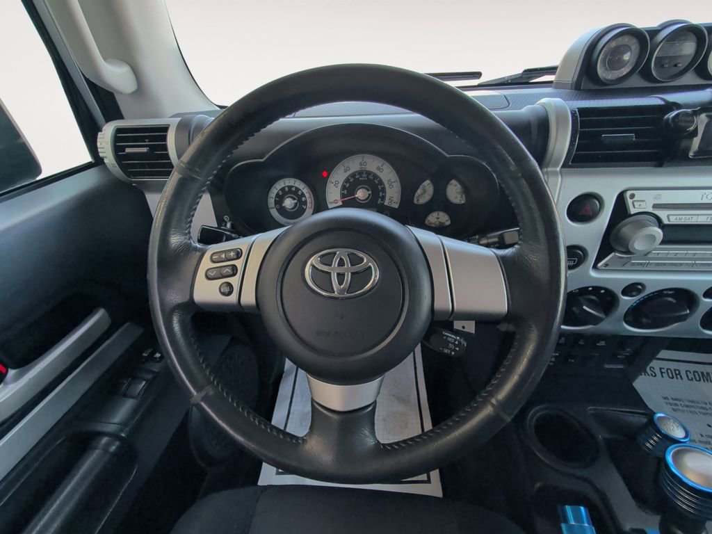Used 2008 Toyota FJ Cruiser 4WD image 12