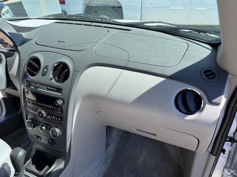 Used 2011 Chevrolet HHR LS FWD image 11