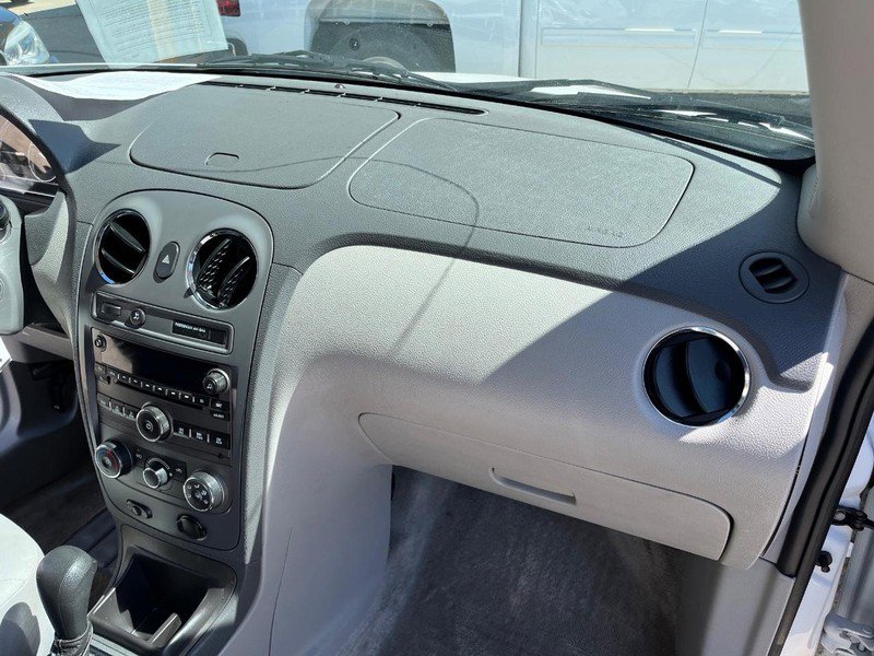 Used 2011 Chevrolet HHR LS image 11