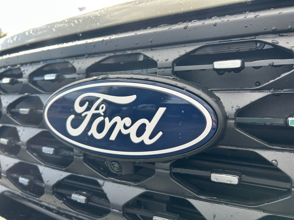 New 2025 Ford Maverick Lariat w/ 4K Tow Package image 31