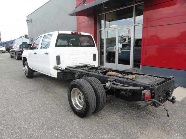 Used 2015 Chevrolet Silverado 3500 W/T w/ WT Convenience Package AWD/4WD image 6