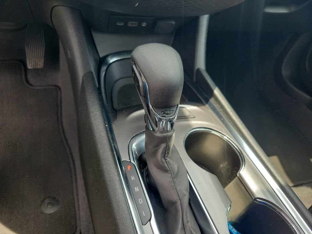 Used 2023 Chevrolet Malibu LT FWD image 33