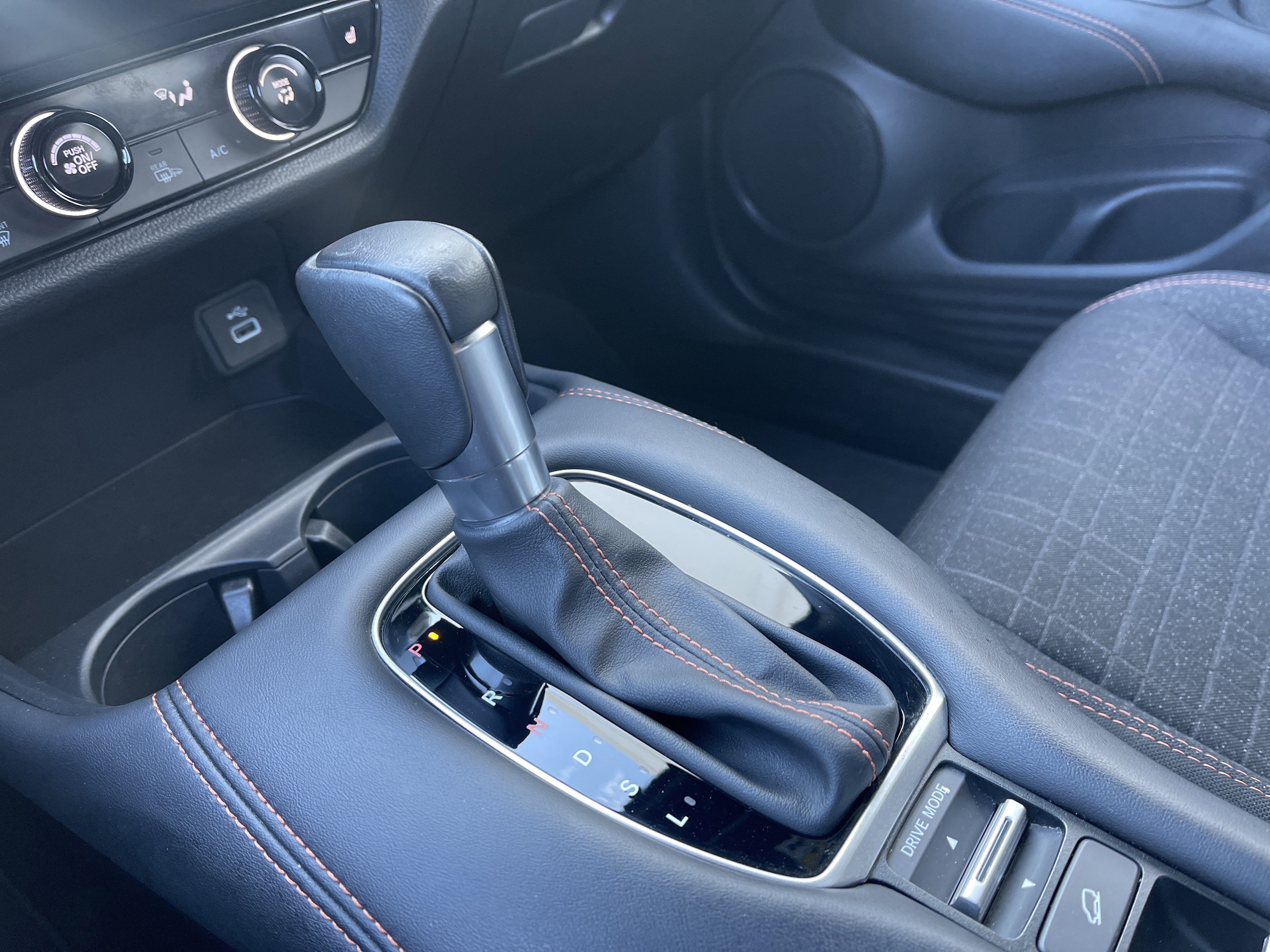 Certified 2025 Honda HR-V Sport image 16