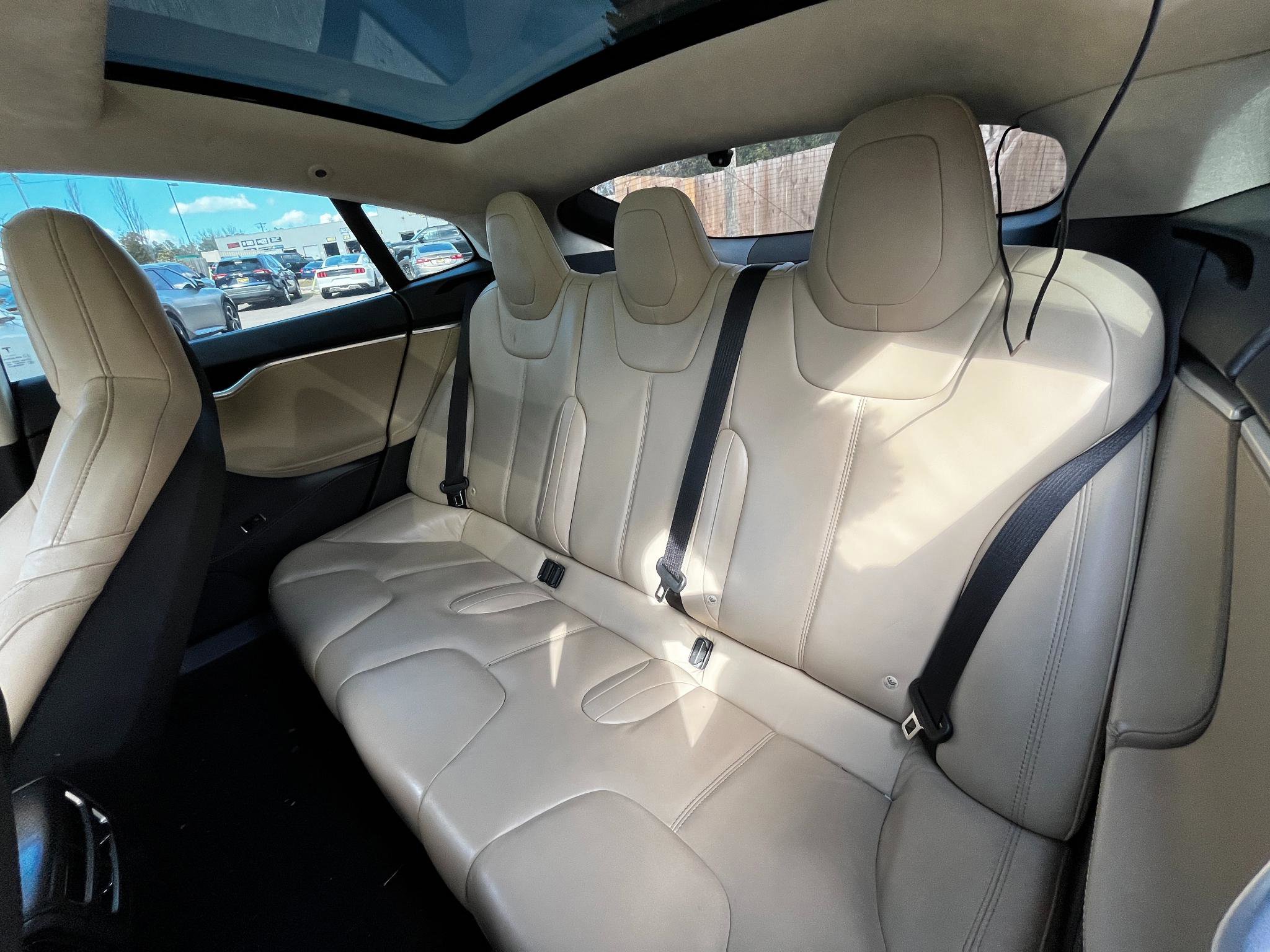 Used 2015 Tesla Model S P85D image 13