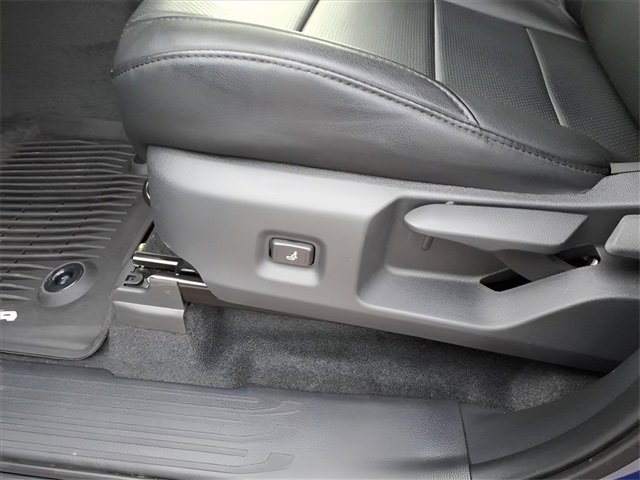 Used 2025 Toyota Tacoma SR5 image 13