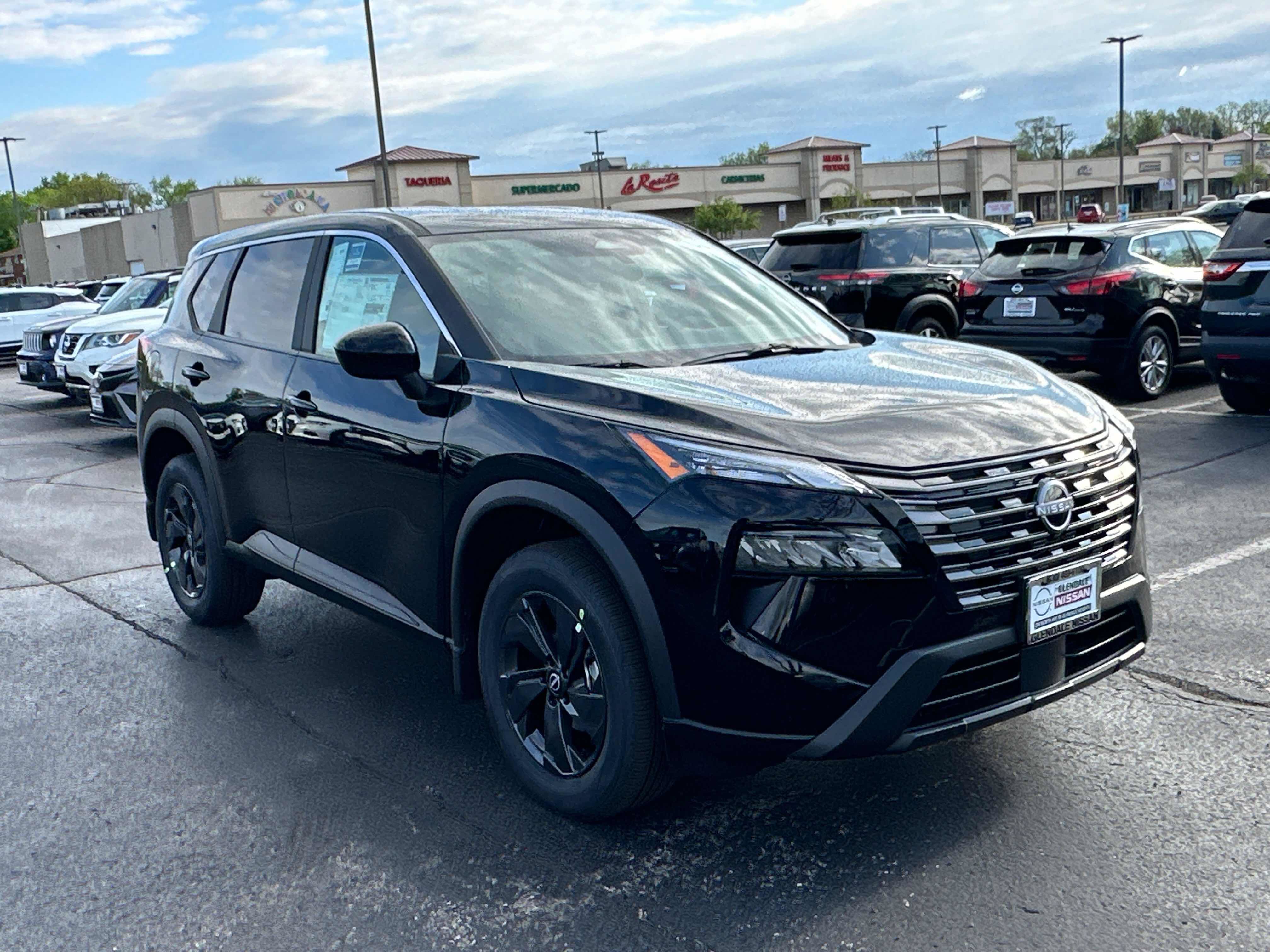 New 2026 Nissan Rogue SV w/ Cold Weather Package AWD/4WD image 3