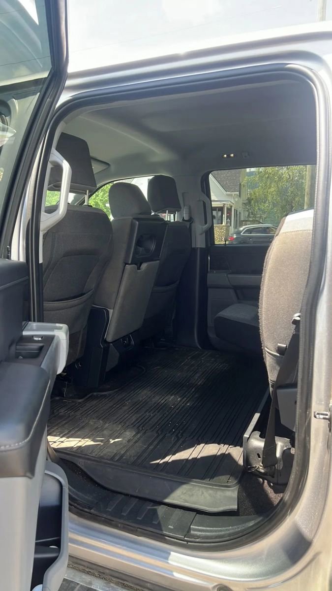 Used 2022 Ford F150 XLT w/ Equipment Group 302A High image 9