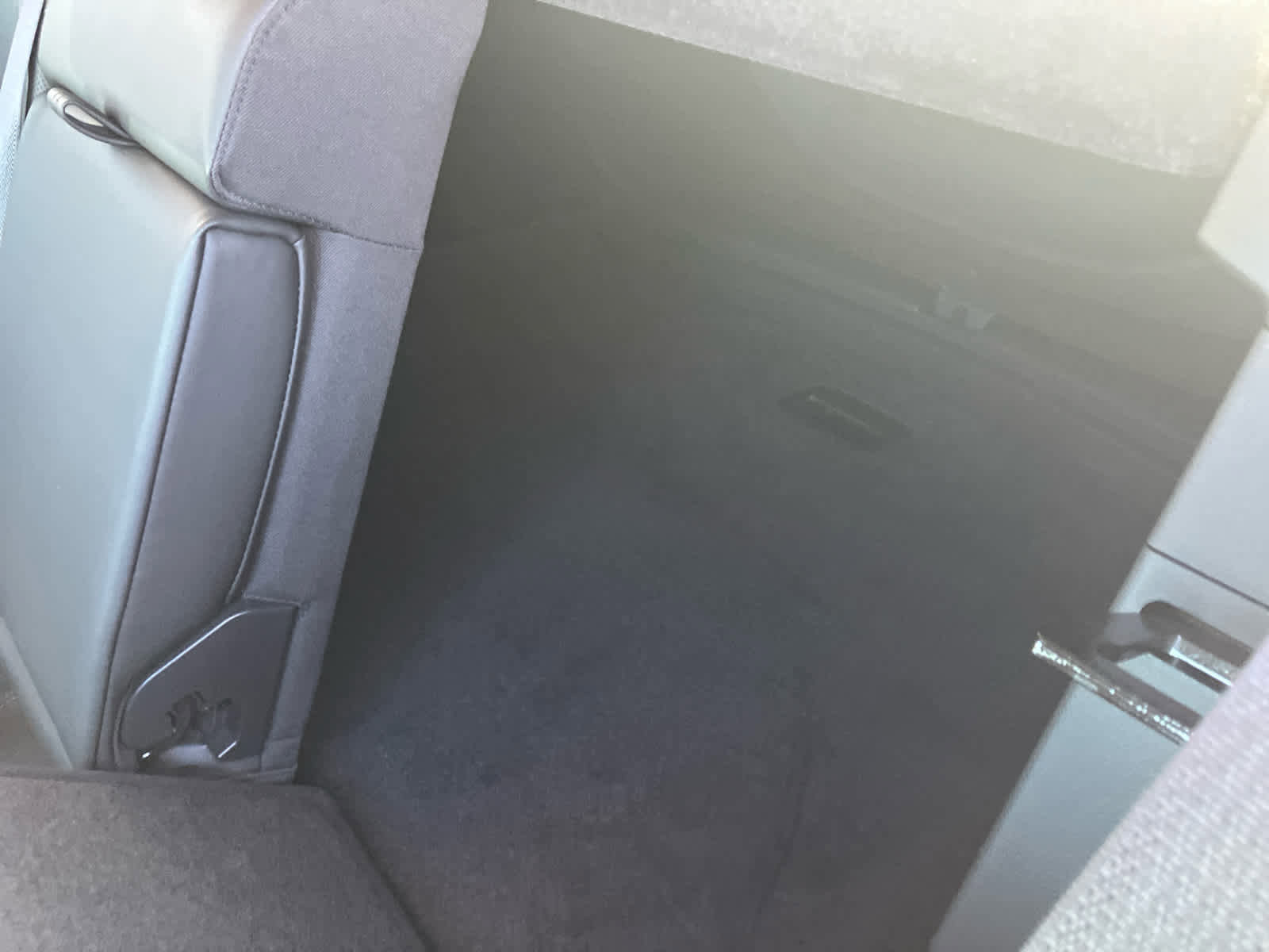 Certified 2025 Buick Encore GX Avenir image 35