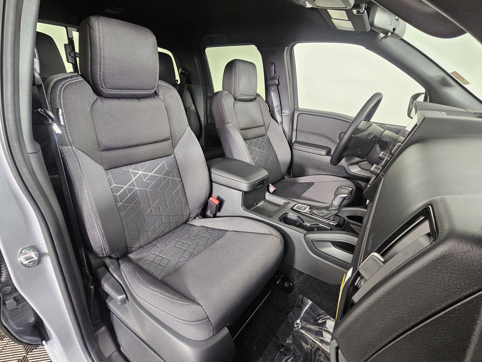 New 2026 Nissan Frontier SV w/ Tow Package image 14