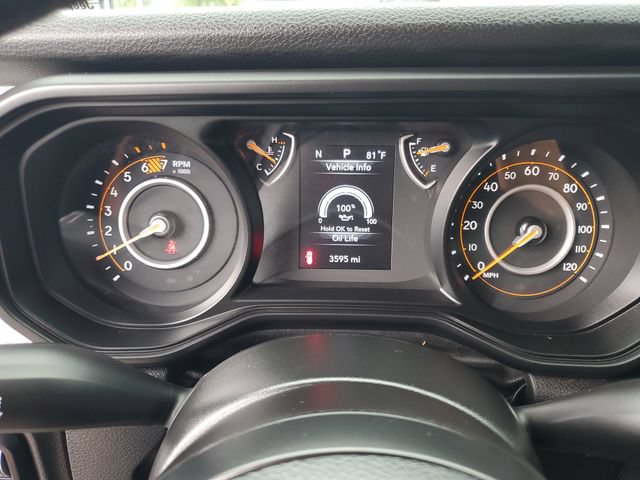 Used 2025 Jeep Wrangler Sport AWD/4WD image 31