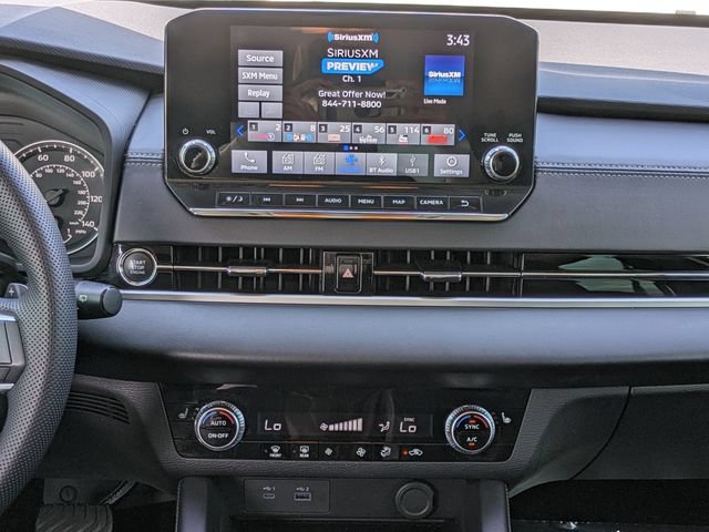 Used 2023 Mitsubishi Outlander SE FWD image 18