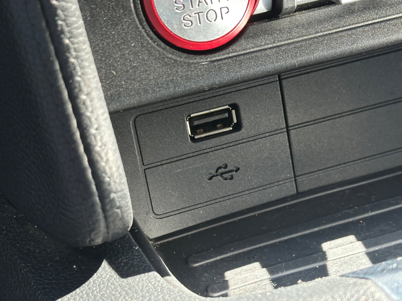 Used 2023 Ford Mustang GT RWD image 25