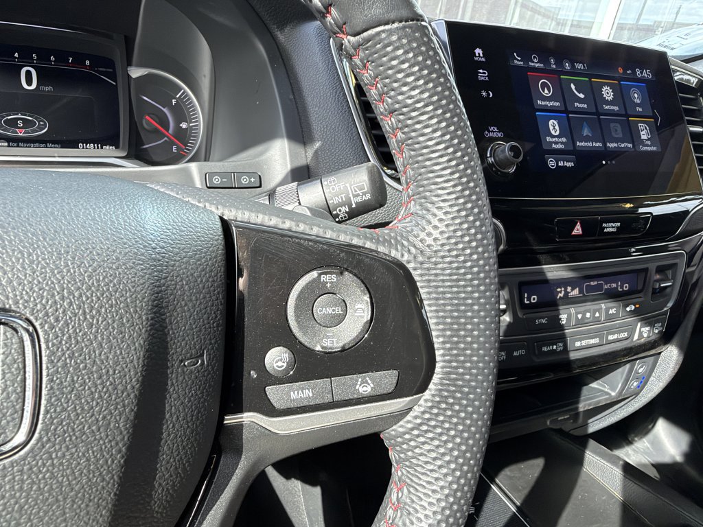 Used 2025 Honda Passport Black Edition image 28
