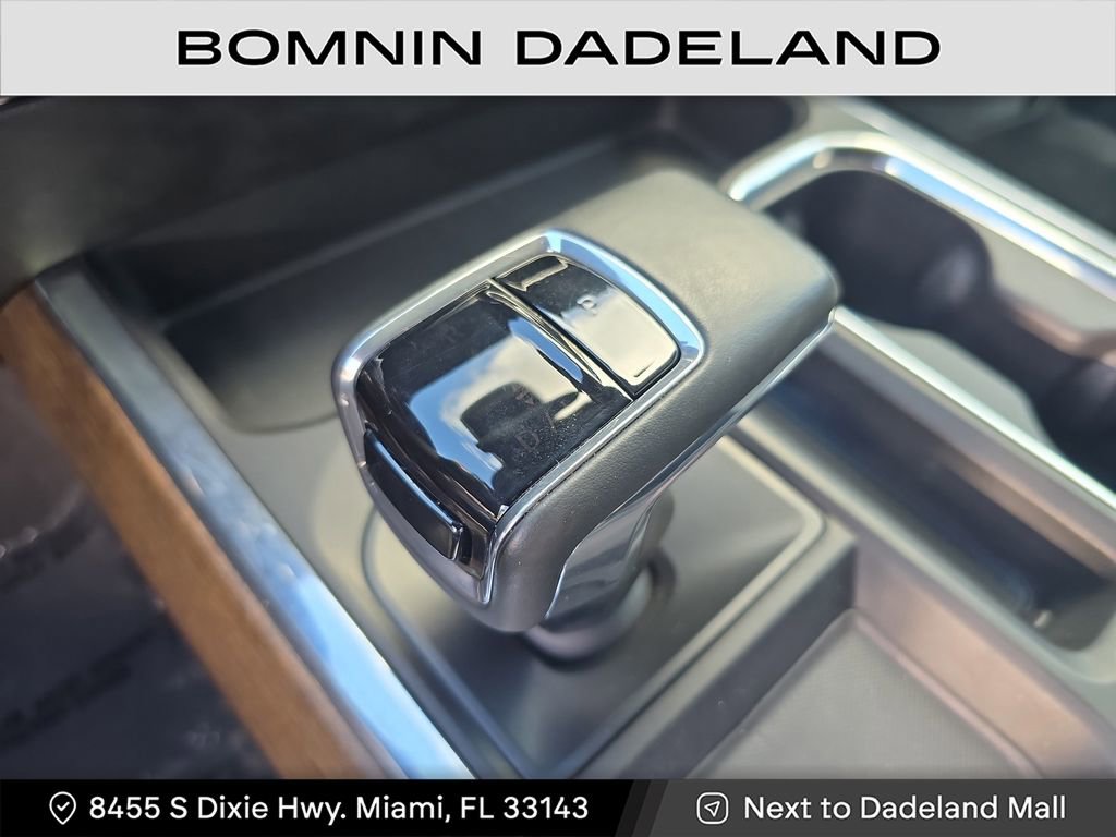 Used 2023 Chevrolet Silverado 1500 High Country image 26