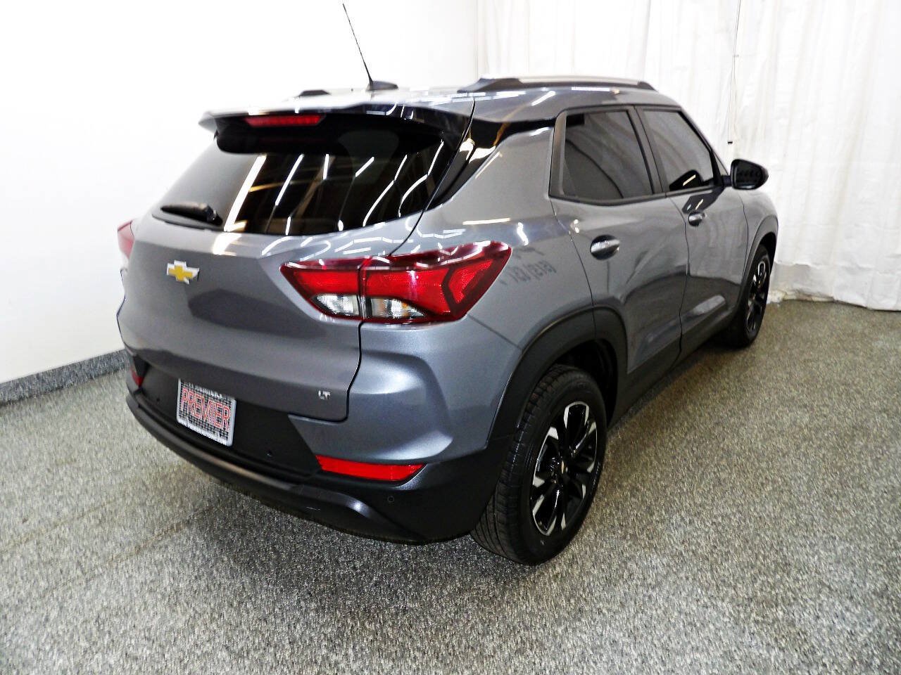 Used 2022 Chevrolet TrailBlazer LT FWD image 6
