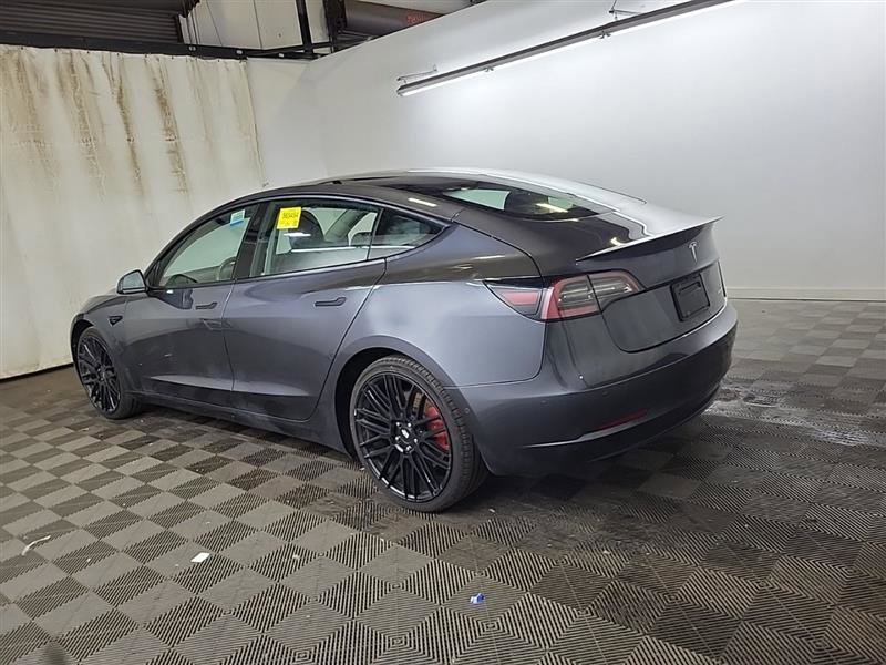 Used 2021 Tesla Model 3 Performance image 5