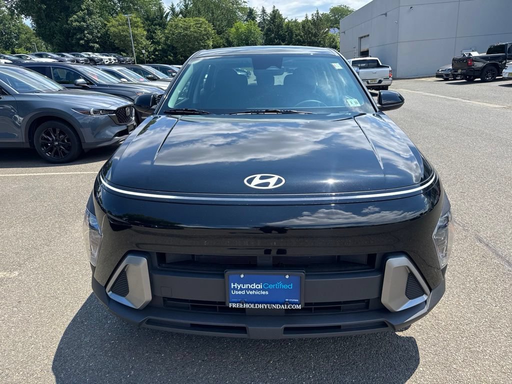 Certified 2025 Hyundai Kona SE AWD/4WD image 9