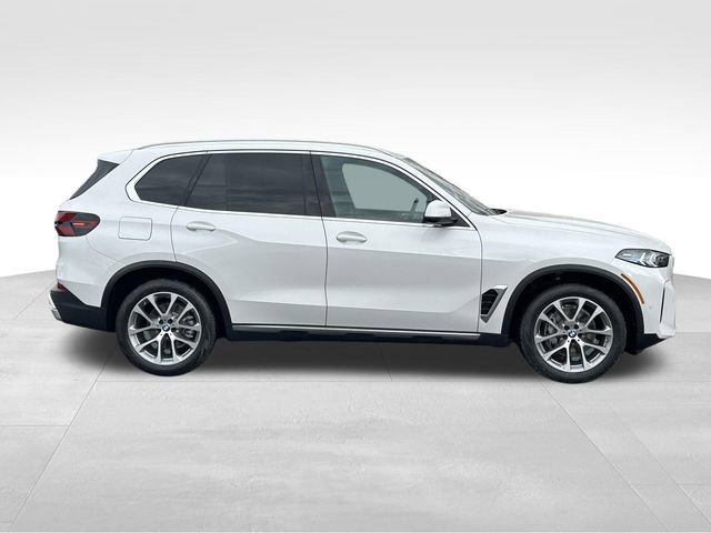 New 2026 BMW X5 xDrive40i image 2