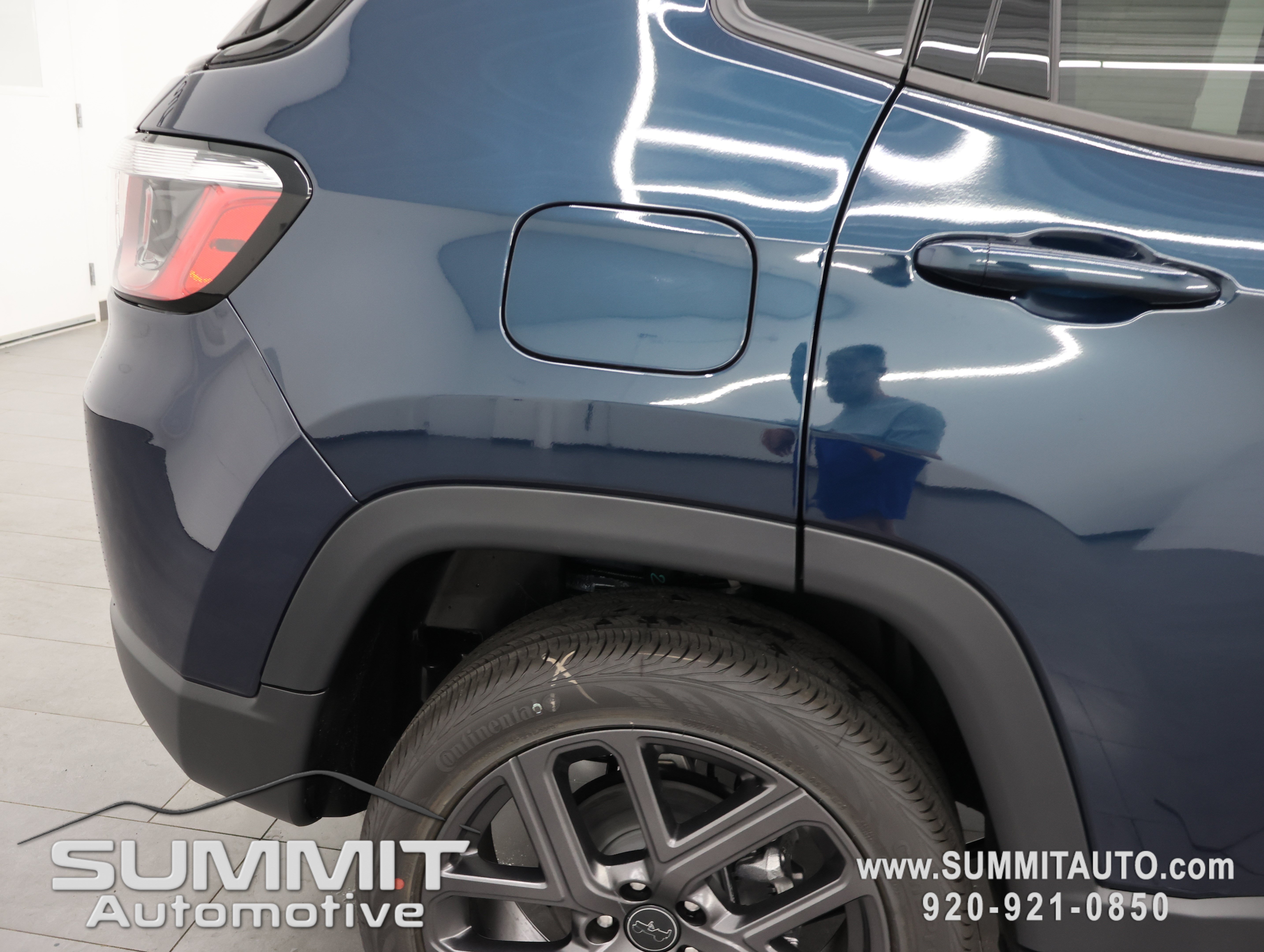 New 2026 Jeep Compass Limited w/ Sun, Sound & Navigation Group AWD/4WD image 27