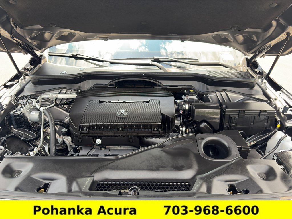 Certified 2026 Acura MDX w/ Technology Package FWD image 33