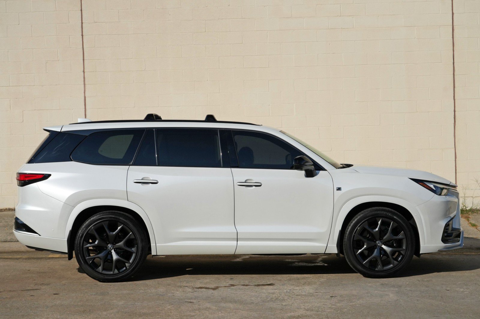 Used 2026 Lexus TX 500h AWD w/ Technology Package image 53