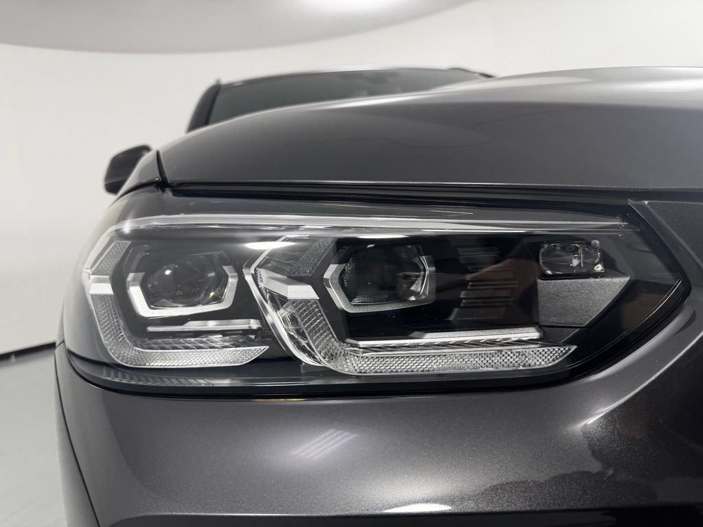 Used 2022 BMW X3 xDrive30i w/ Premium Package AWD/4WD image 8