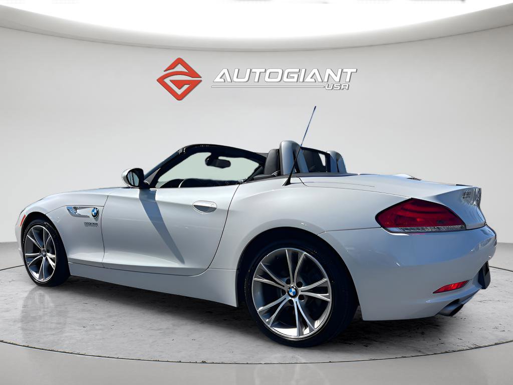 Used 2015 BMW Z4 sDrive35i RWD image 4