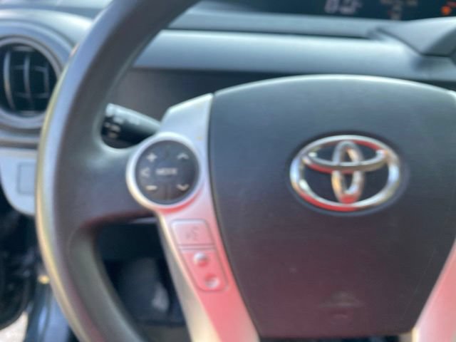 Used 2016 Toyota Prius C One FWD image 18