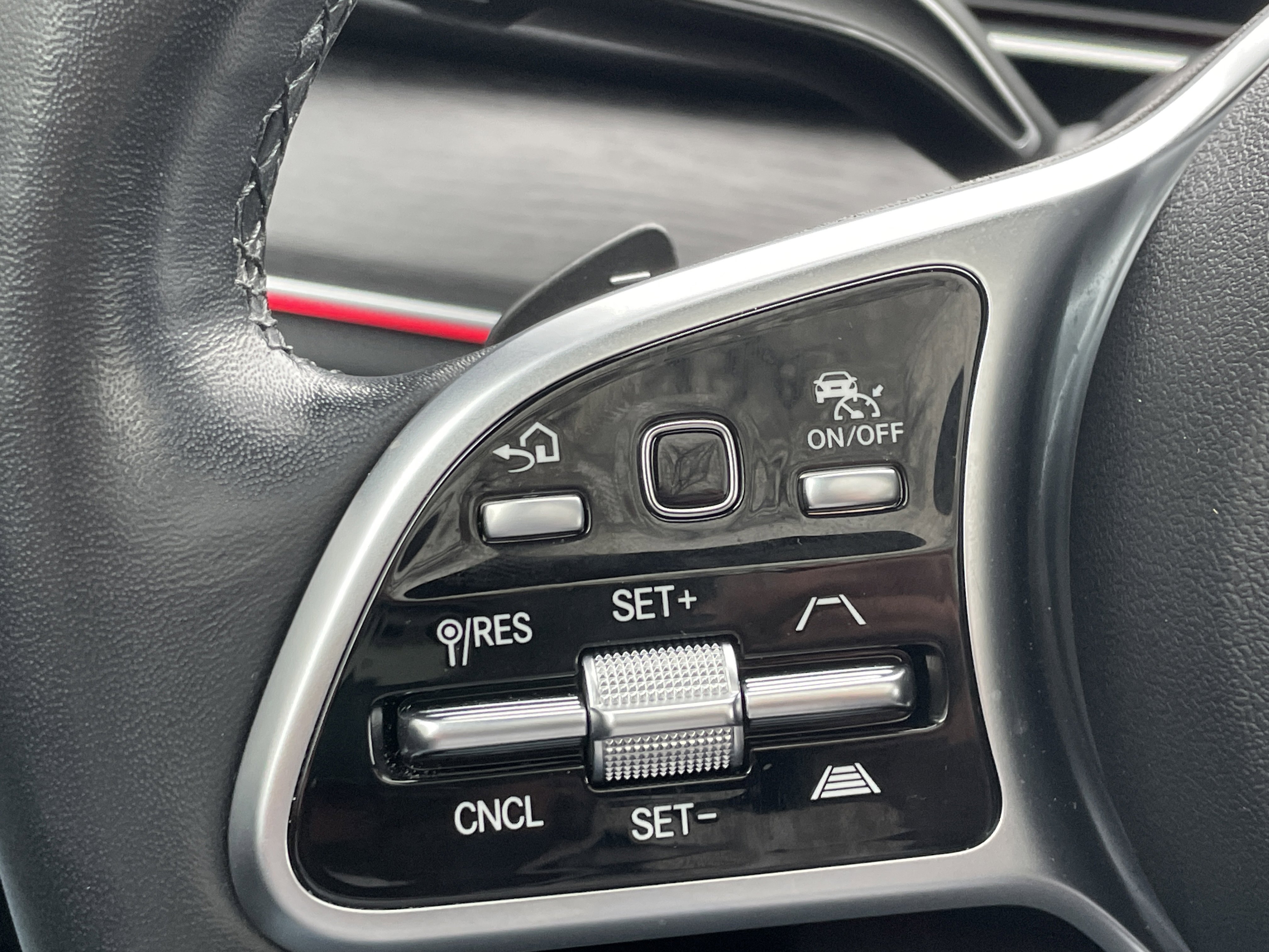 Certified 2022 Mercedes-Benz GLE 450 GLE 450 4MATICﾮ SUV image 26