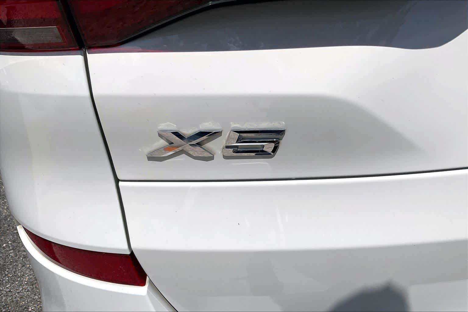 Used 2020 BMW X5 xDrive40i w/ M Sport Package AWD/4WD image 32