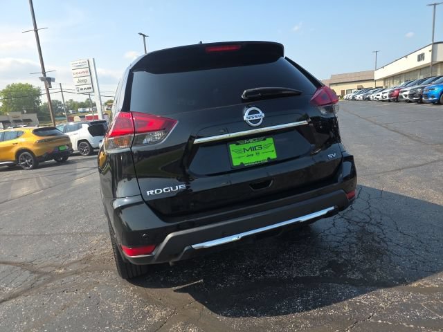 Used 2020 Nissan Rogue SV w/ Premium Package FWD image 5
