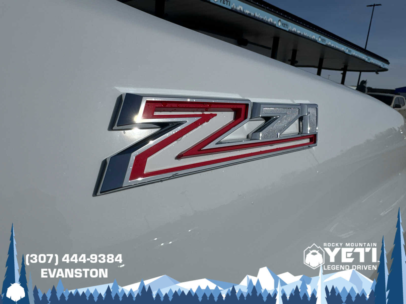 Used 2024 Chevrolet Silverado 2500 Custom w/ Custom Value Package image 11