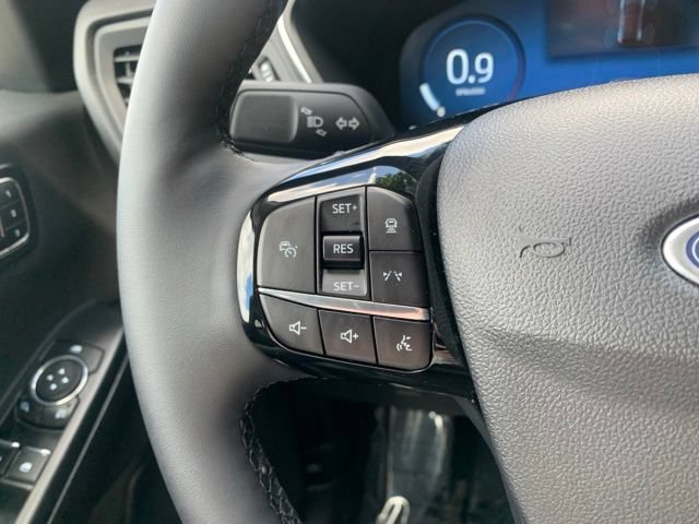Used 2025 Ford Escape Platinum AWD/4WD image 23