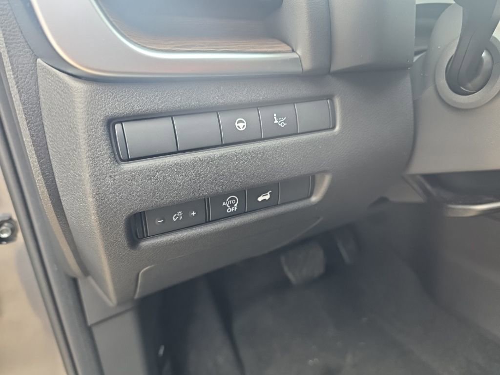 New 2026 Nissan Rogue Platinum w/ Tech Package image 18