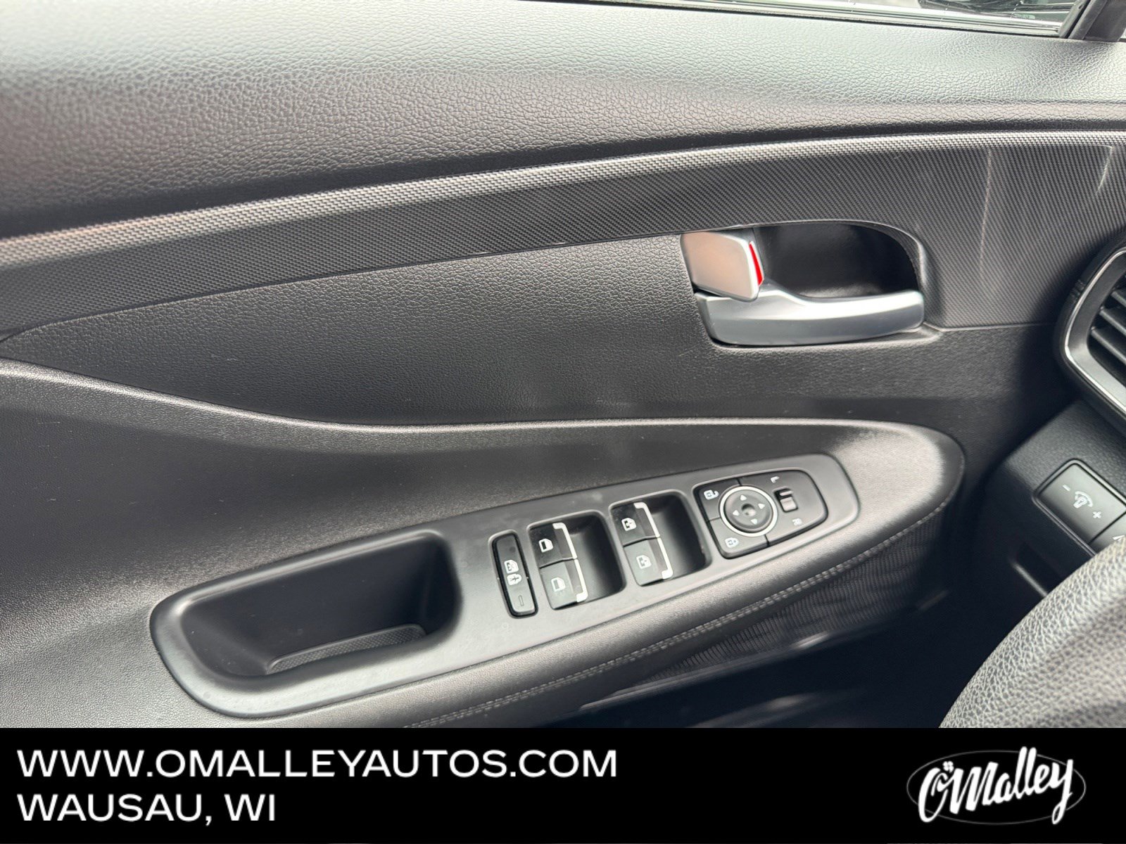 Used 2022 Hyundai Santa Fe SEL image 19