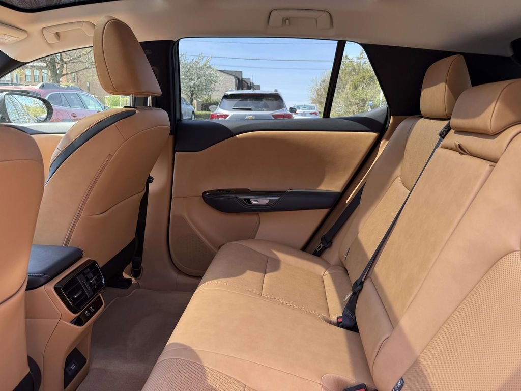 Used 2024 Lexus RZ 300e Premium w/ Accessory Package (Z1) image 18