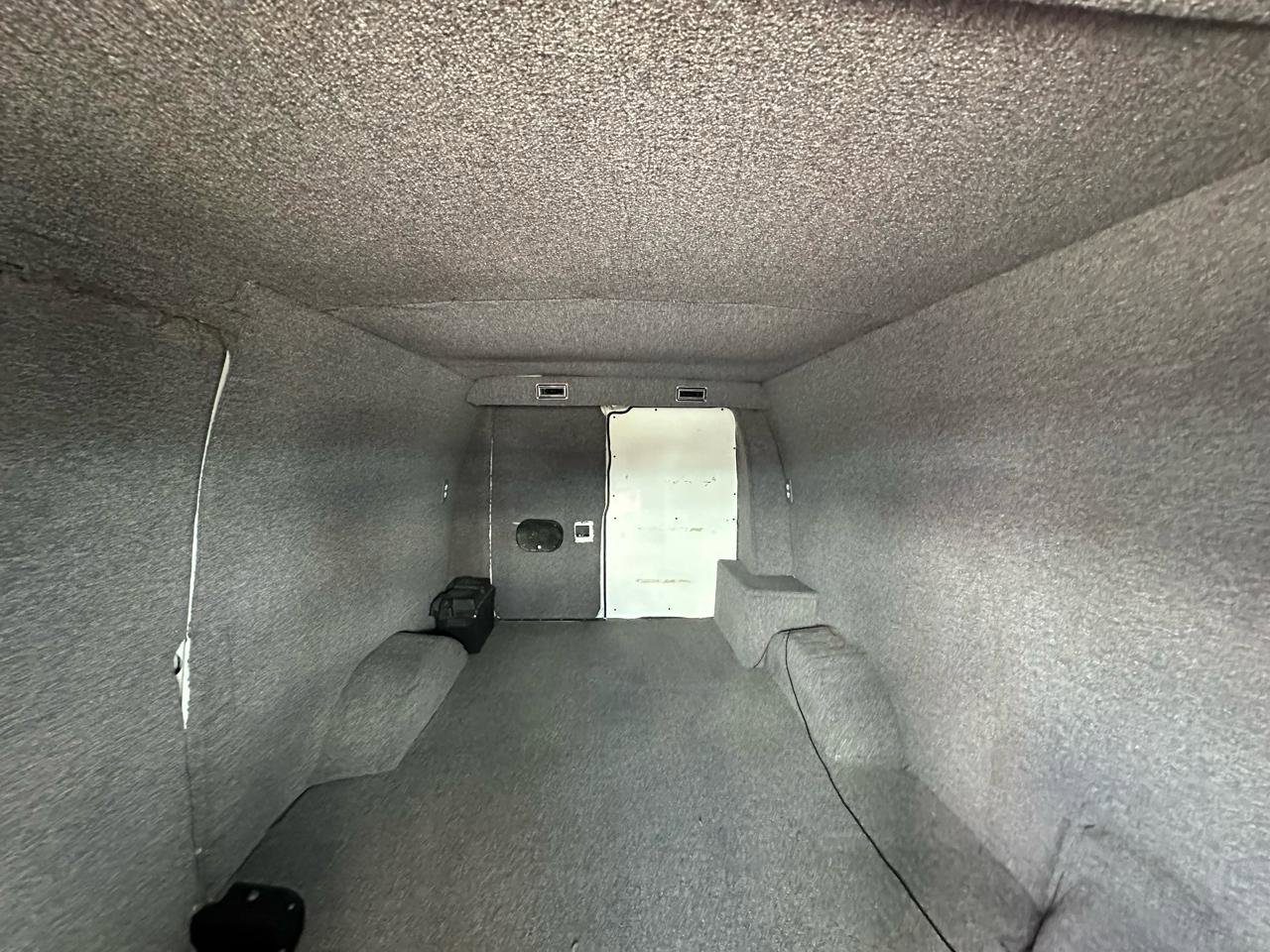 Used 2000 Ford E-350 and Econoline 350 Super Duty RWD image 21