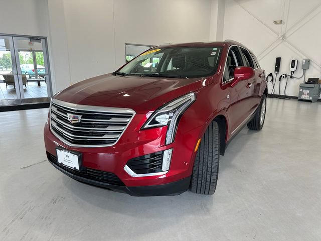 Used 2019 Cadillac XT5 Premium Luxury w/ Driver Assist Package AWD/4WD image 5