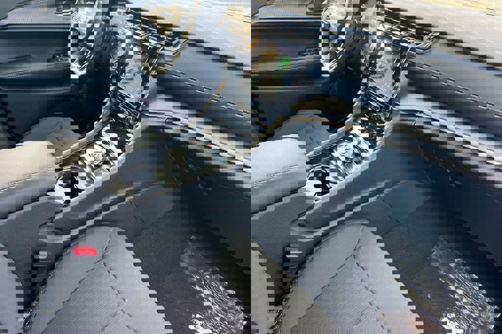 New 2025 Jeep Grand Cherokee Laredo X image 16