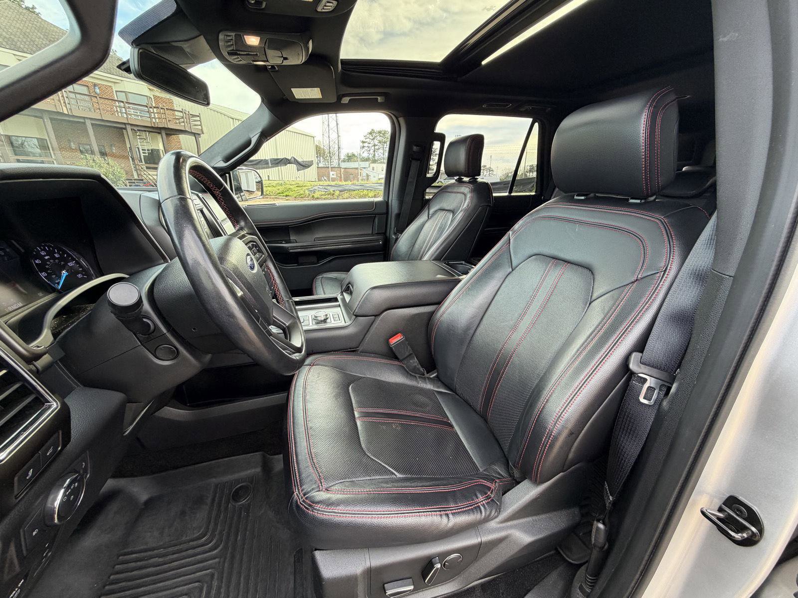 Used 2019 Ford Expedition Limited w/ Equipment Group 303A image 9