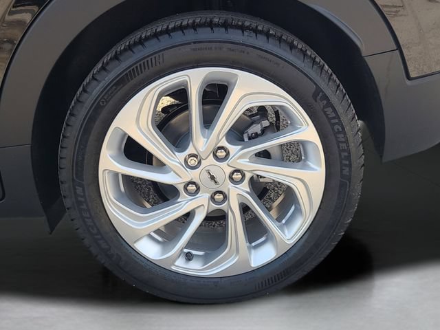 New 2027 Chevrolet Bolt LT FWD image 30
