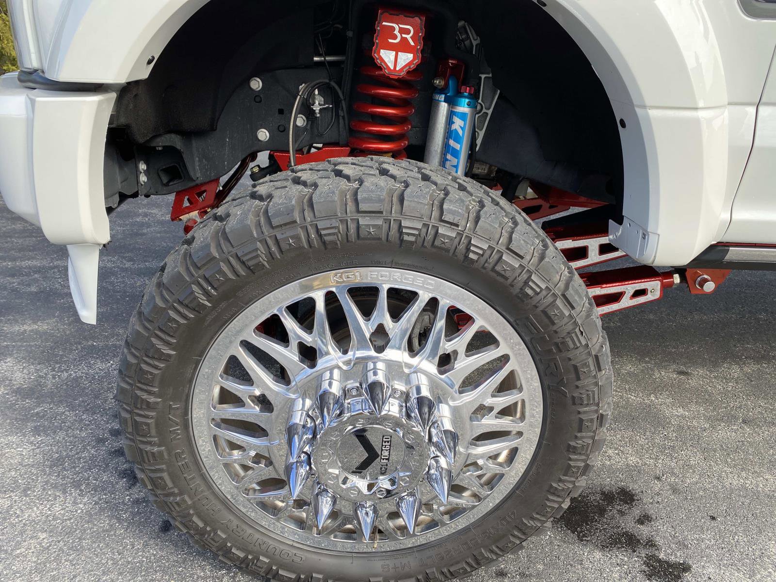 Used 2022 Ford F450 Platinum w/ FX4 Off-Road Package image 11