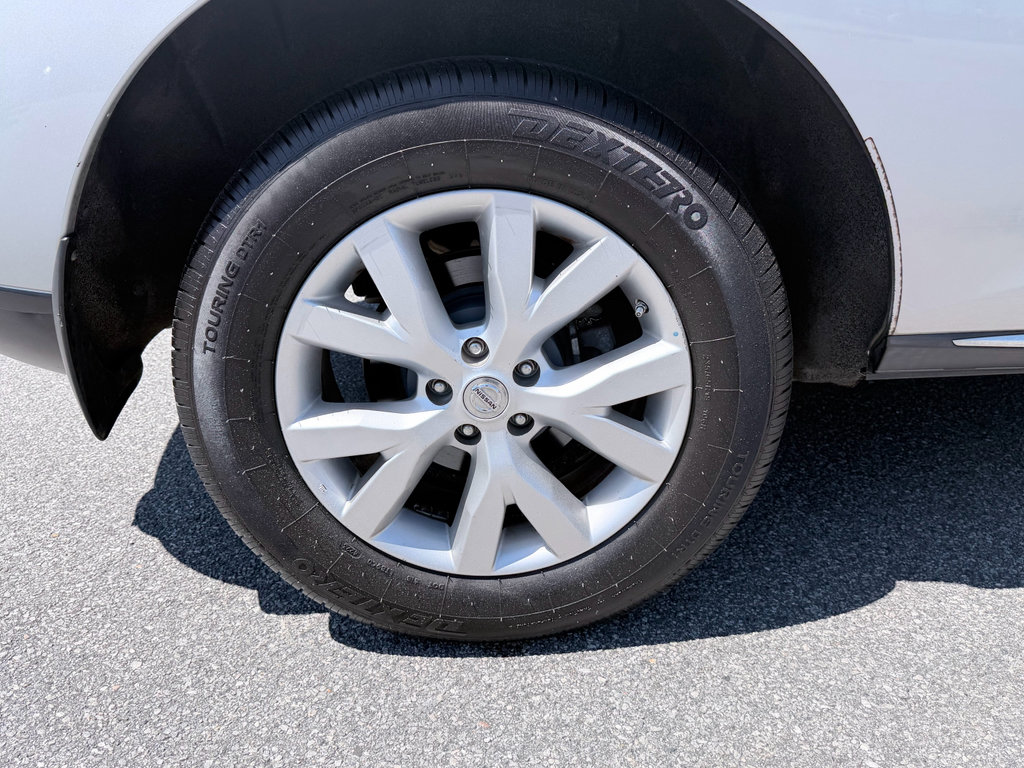 Used 2014 Nissan Murano S FWD image 29