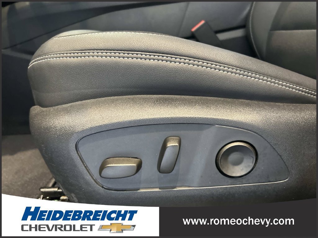 Used 2024 Chevrolet Blazer EV LT AWD/4WD image 14