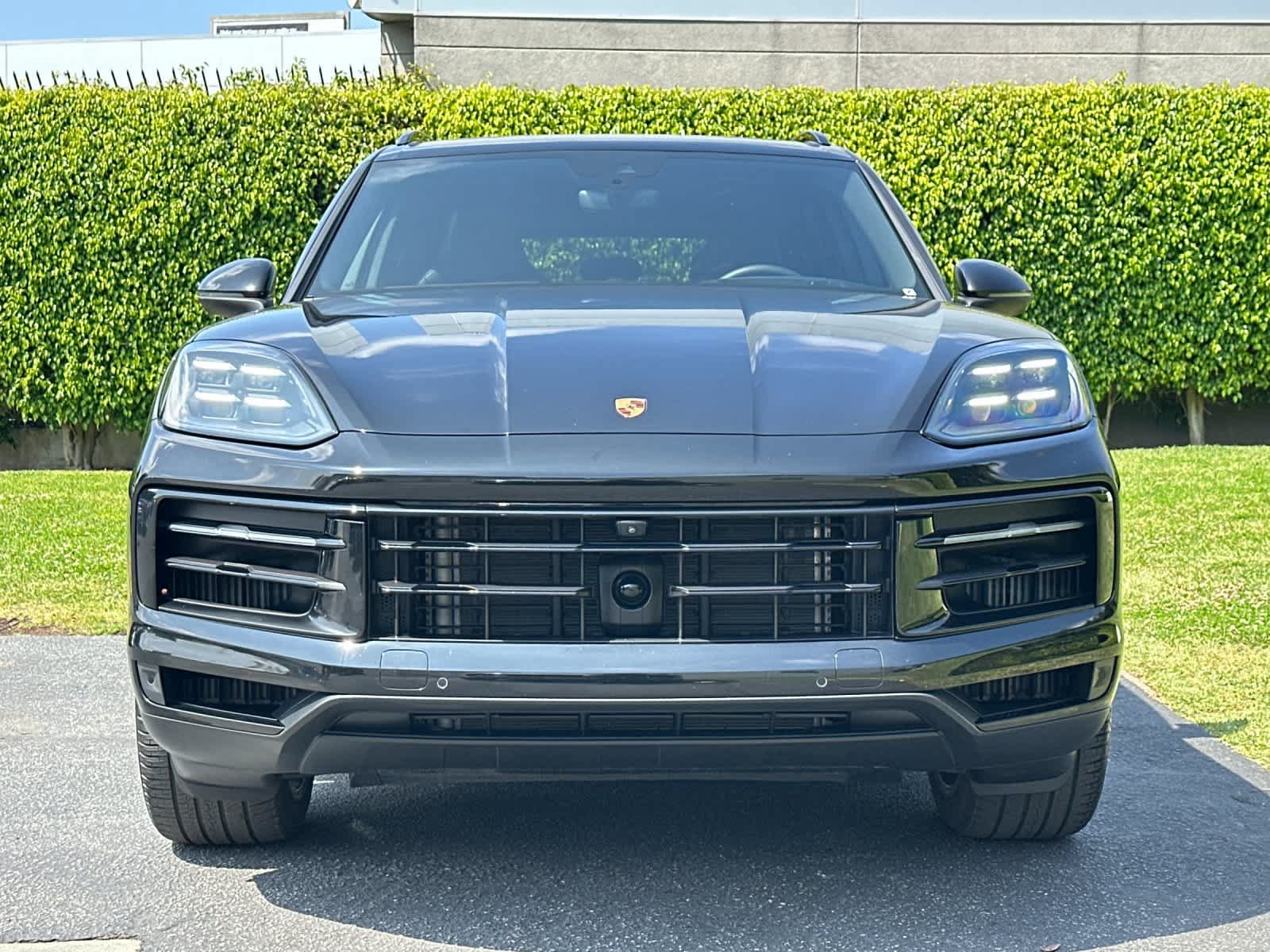 New 2025 Porsche Cayenne S AWD/4WD image 11