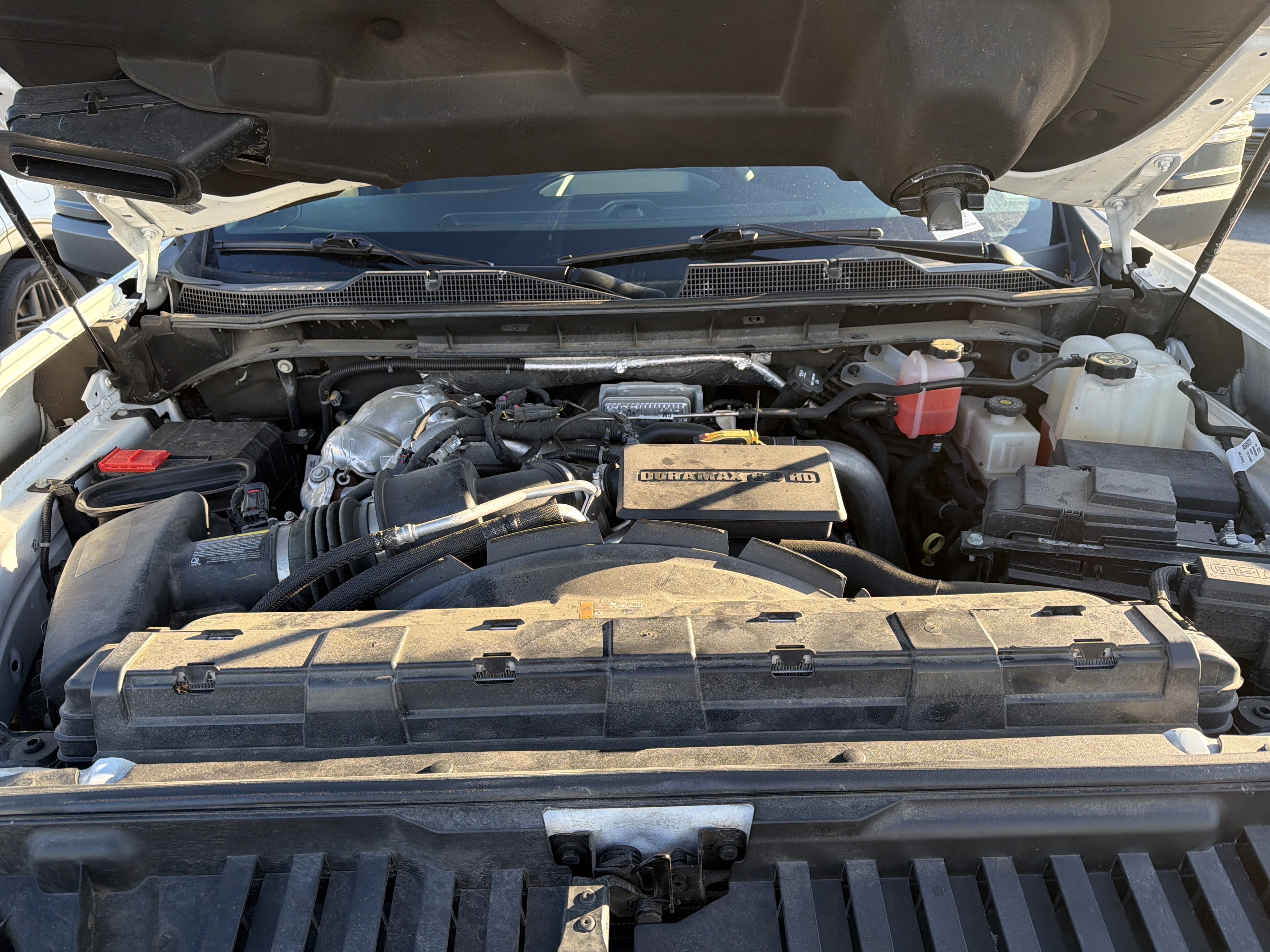 Used 2023 Chevrolet Silverado 2500 Custom w/ Custom Value Package image 10