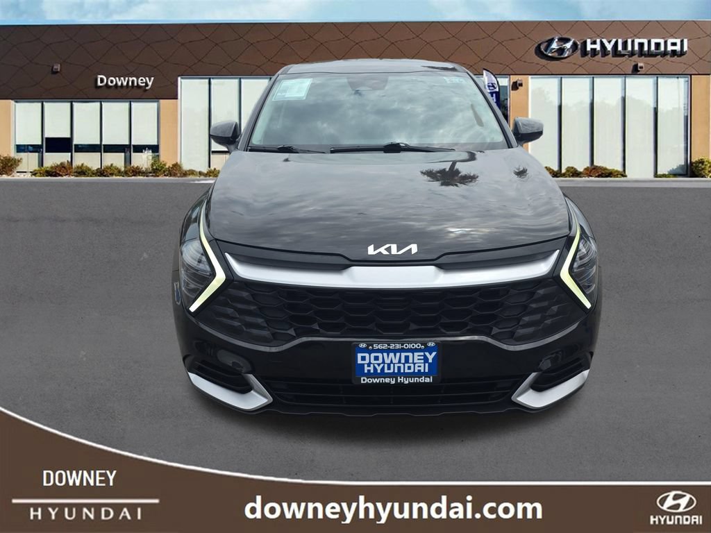 Used 2025 Kia Sportage LX FWD image 8